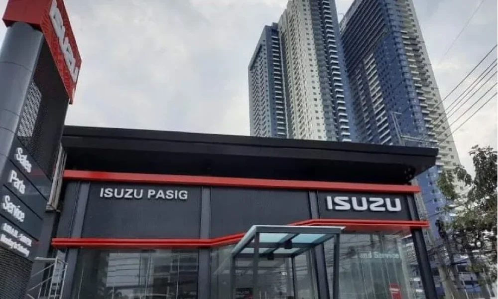 Automotive dealership exterior signage and building project by The Fourth Dimension, Inc. Philippines