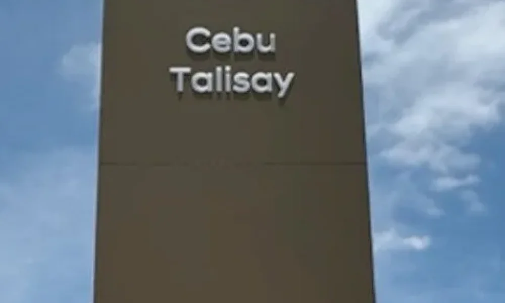 Automotive dealership pylon signage project by The Fourth Dimension, Inc. Philippines
